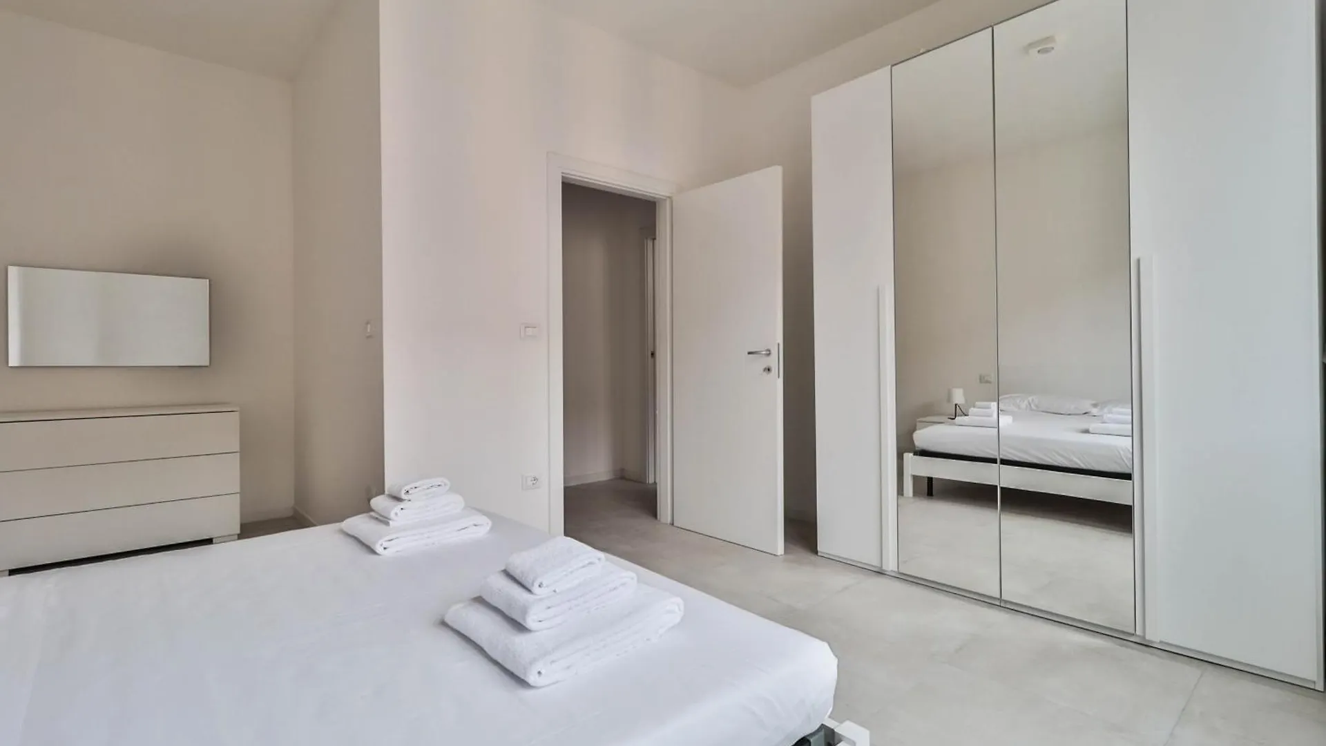 Arcade - 10 Minutes Walk To Piazza Maggiore Bologna Apartment